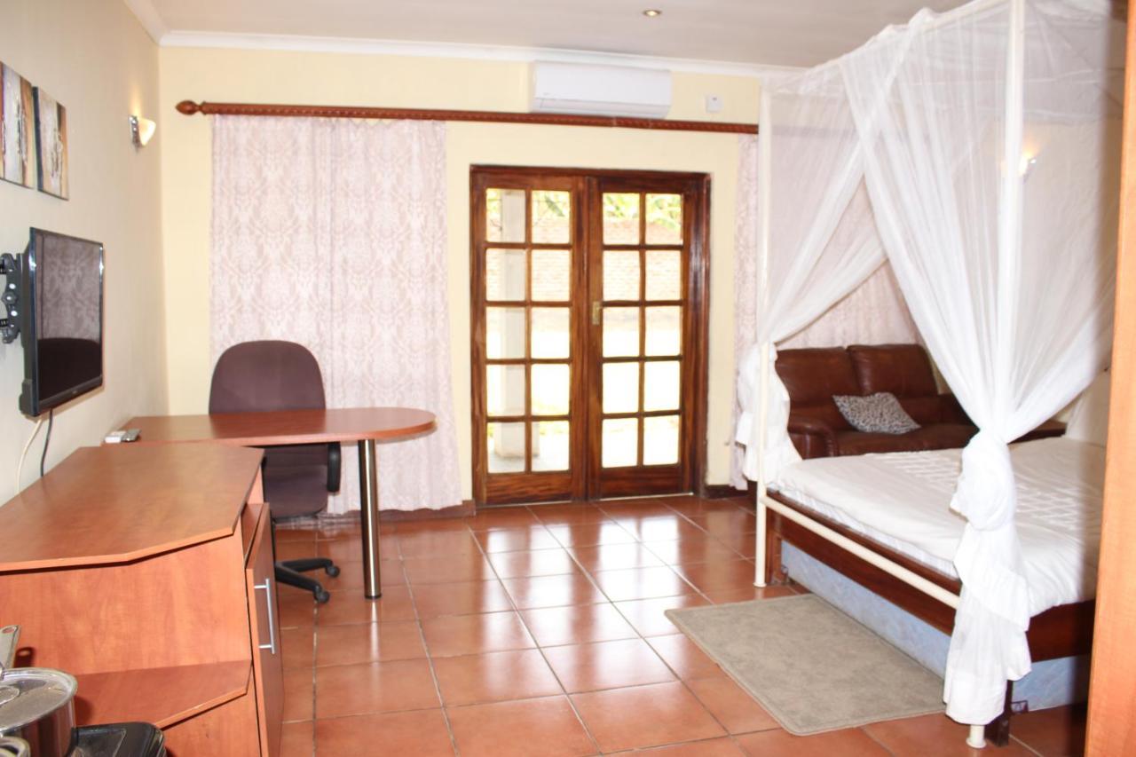 Tranquilo Resorts Lilongüe Exterior foto